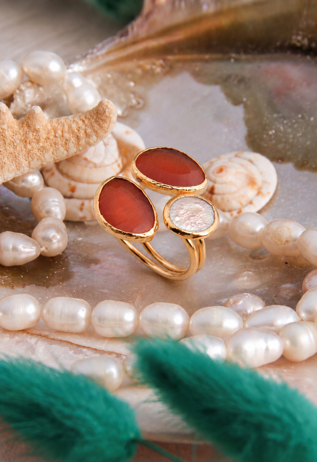 Pearl & Cat Eyes Ring
