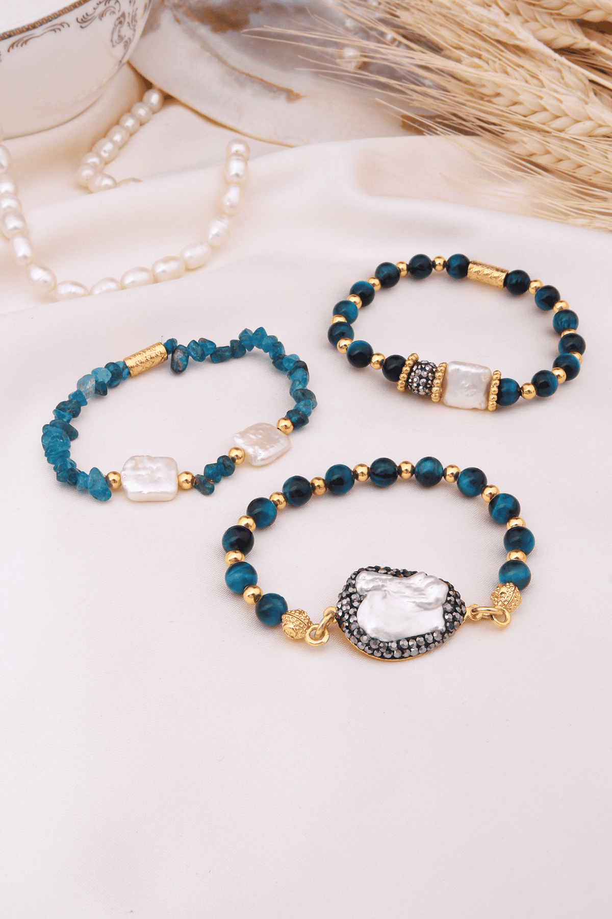 Aquamarine & Tiger eyes & Pearl Bracelet