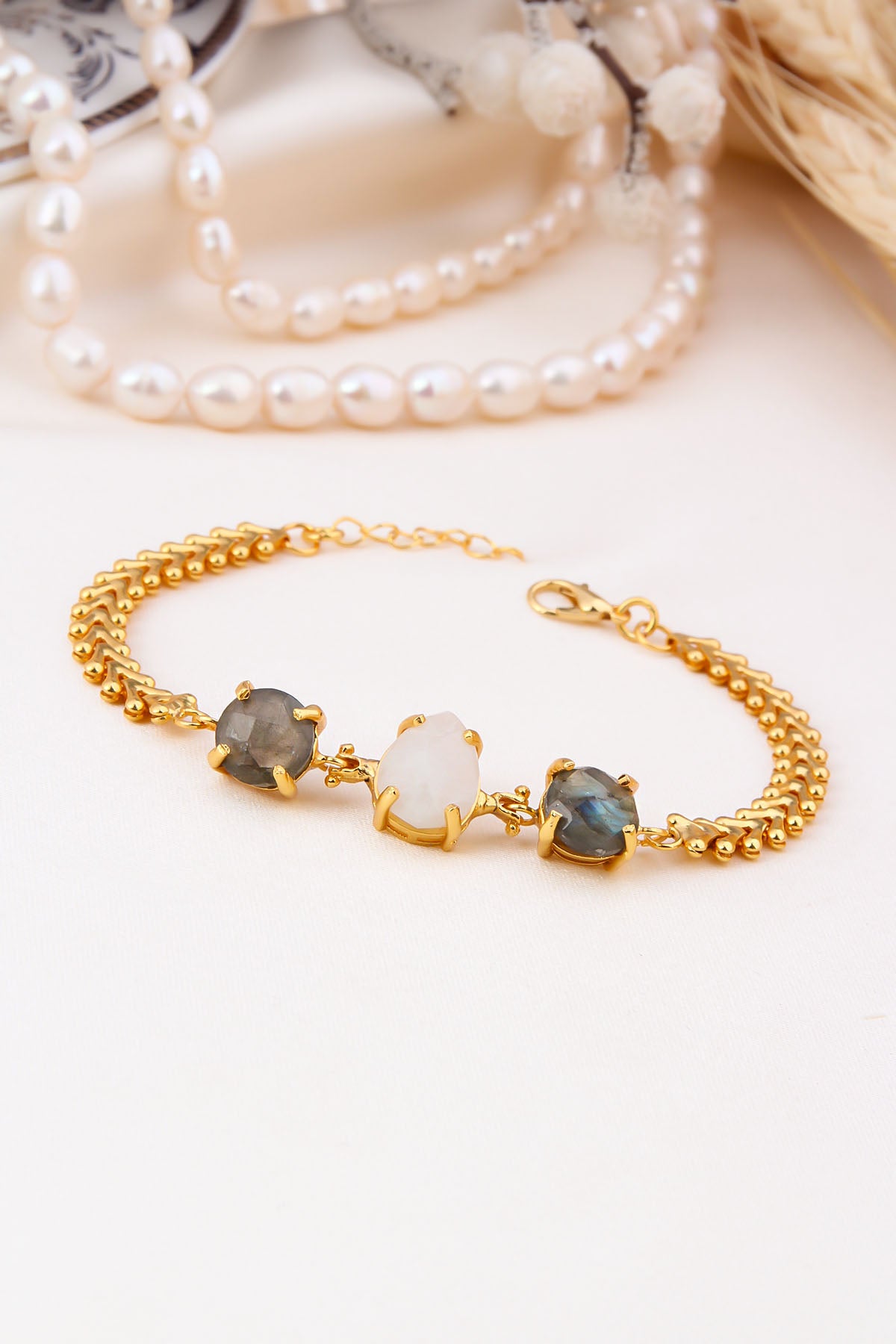 Moonstone & Labradorite Bracelet