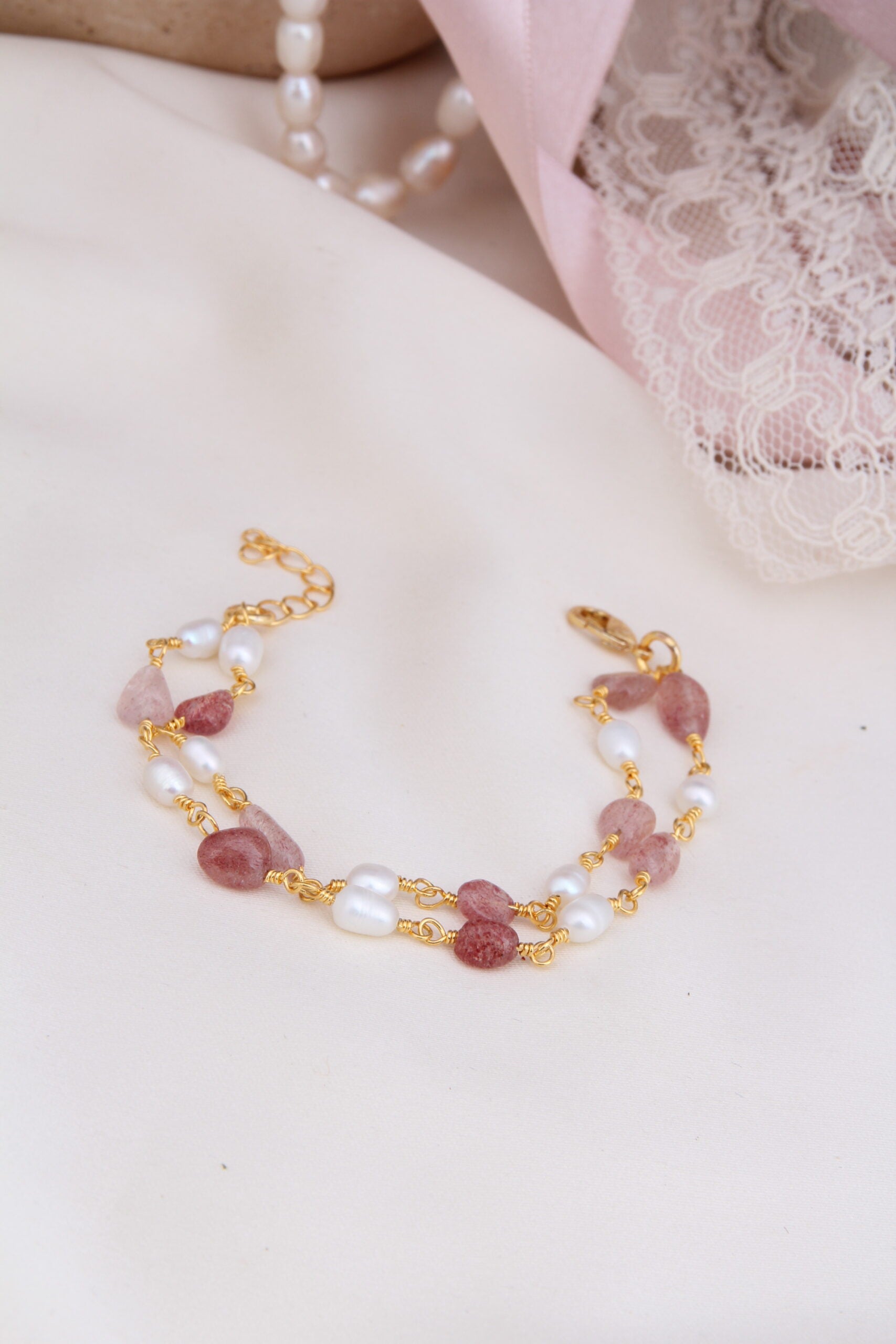 Strawberry Quartz & White Bracelet