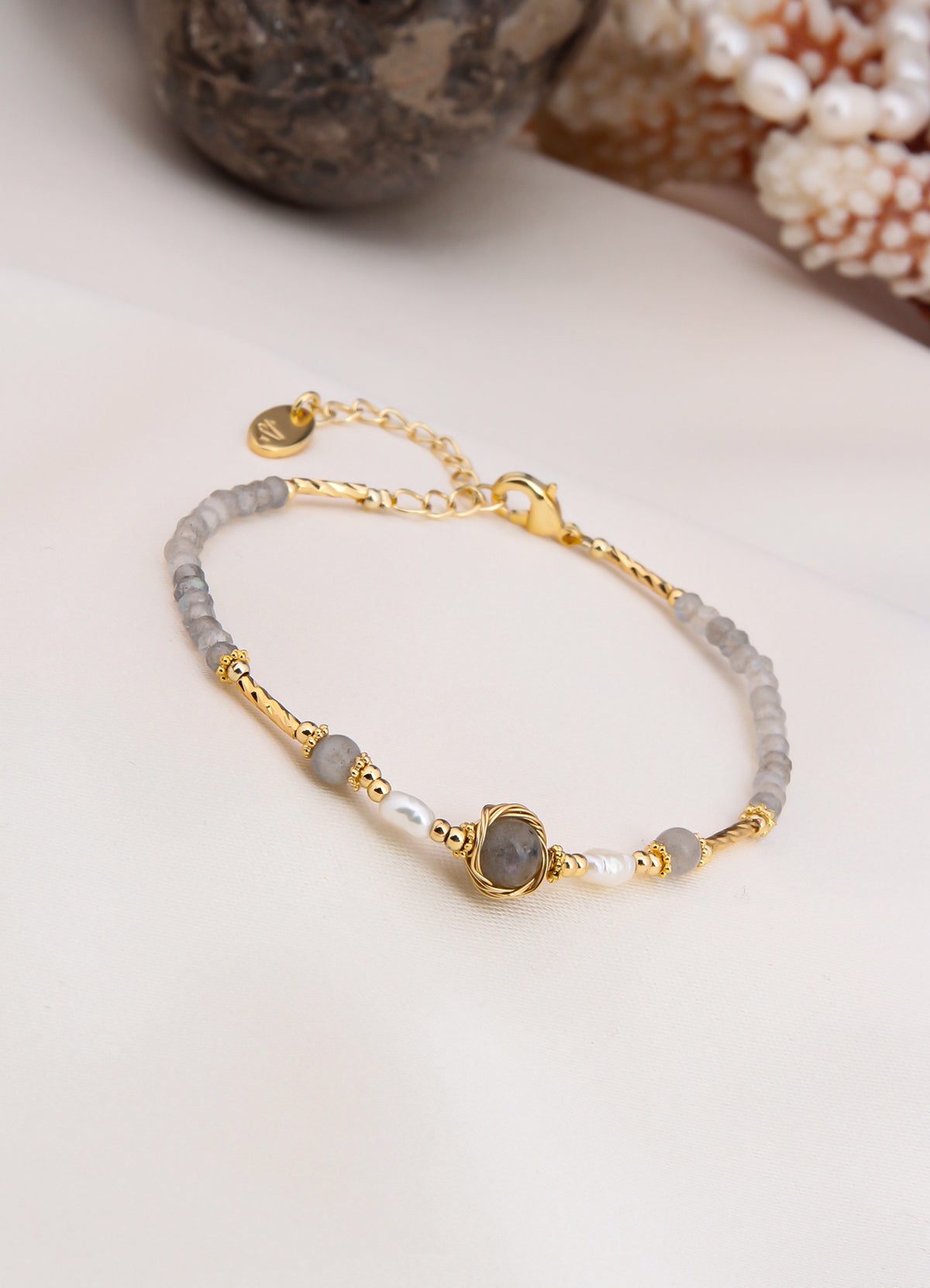 Labradorite & Pearl Bracelet
