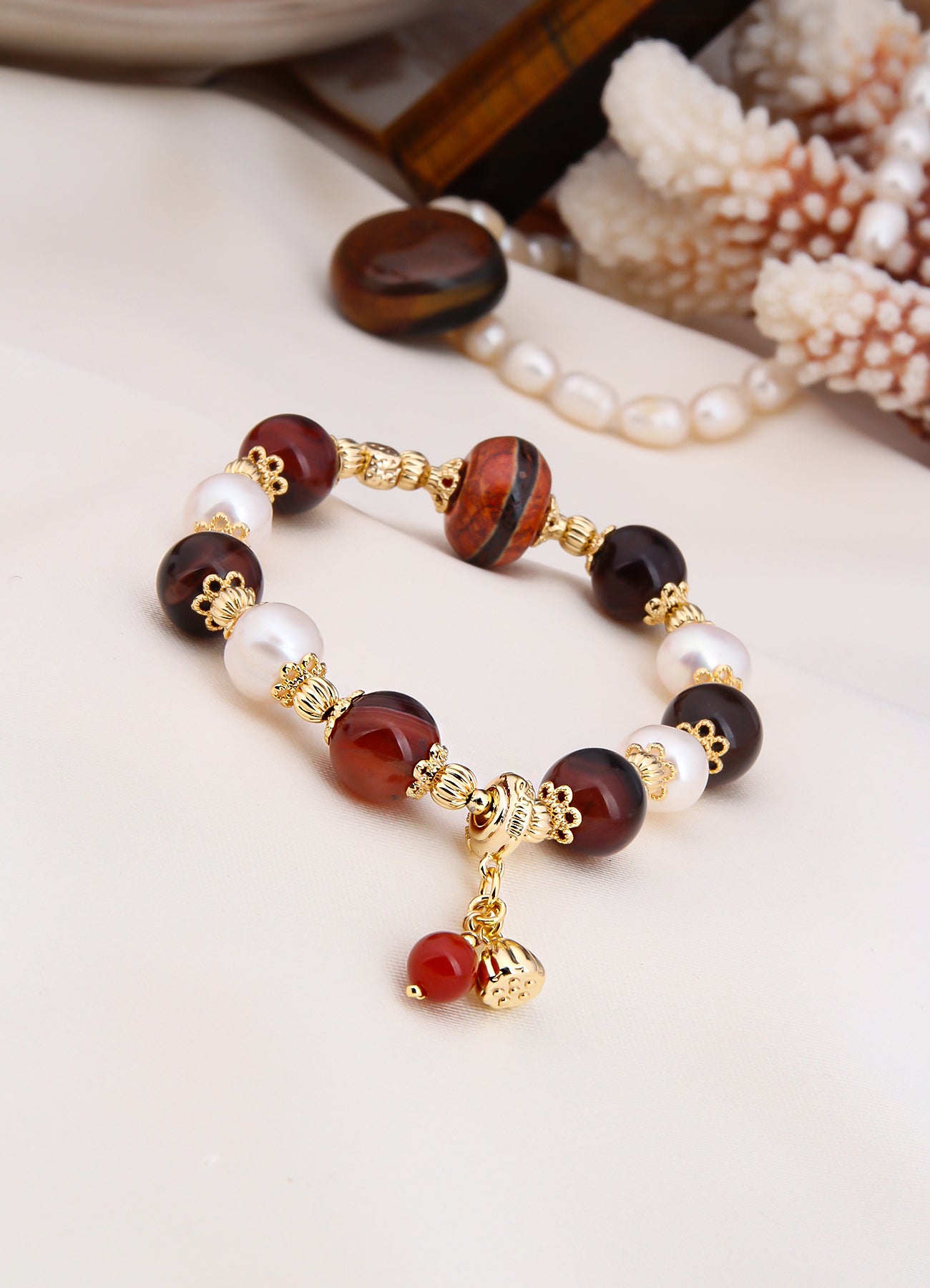 Agate & Pearl Bracelet