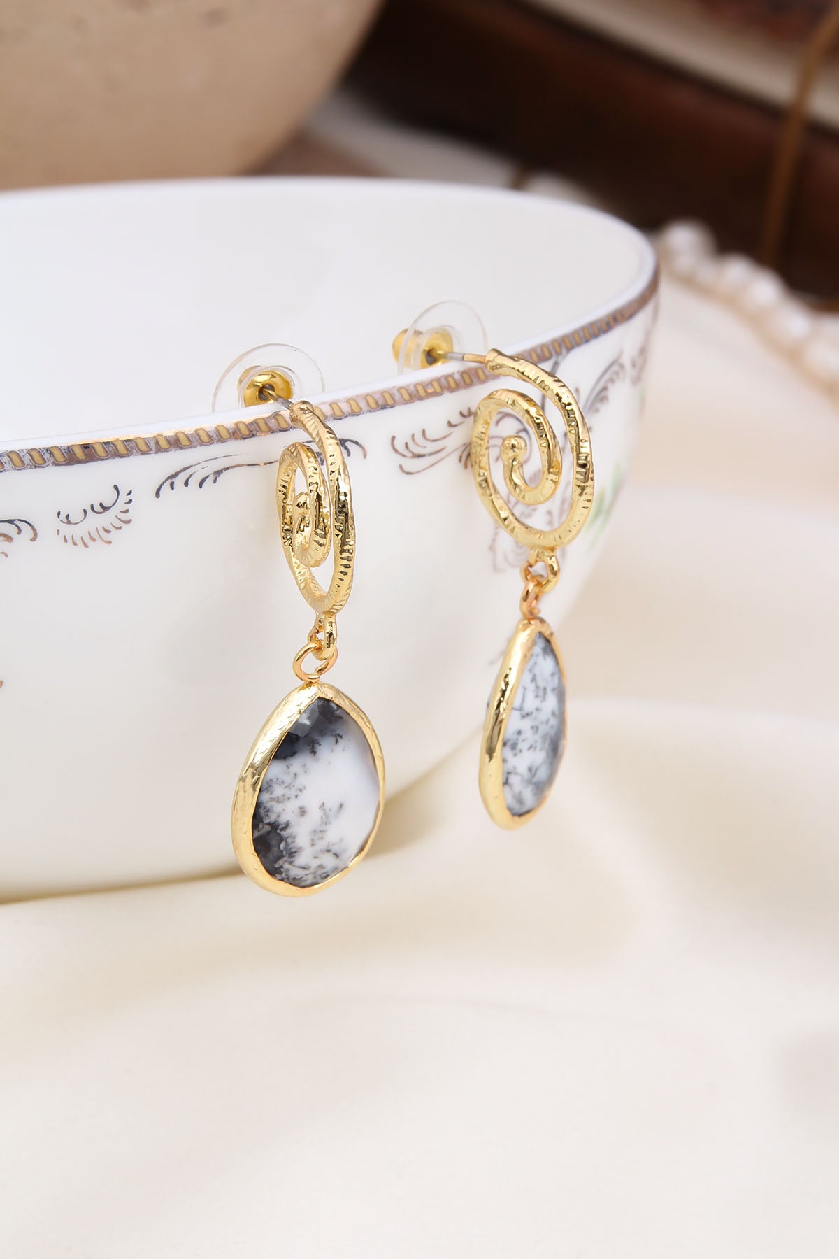 Dentirite Earring