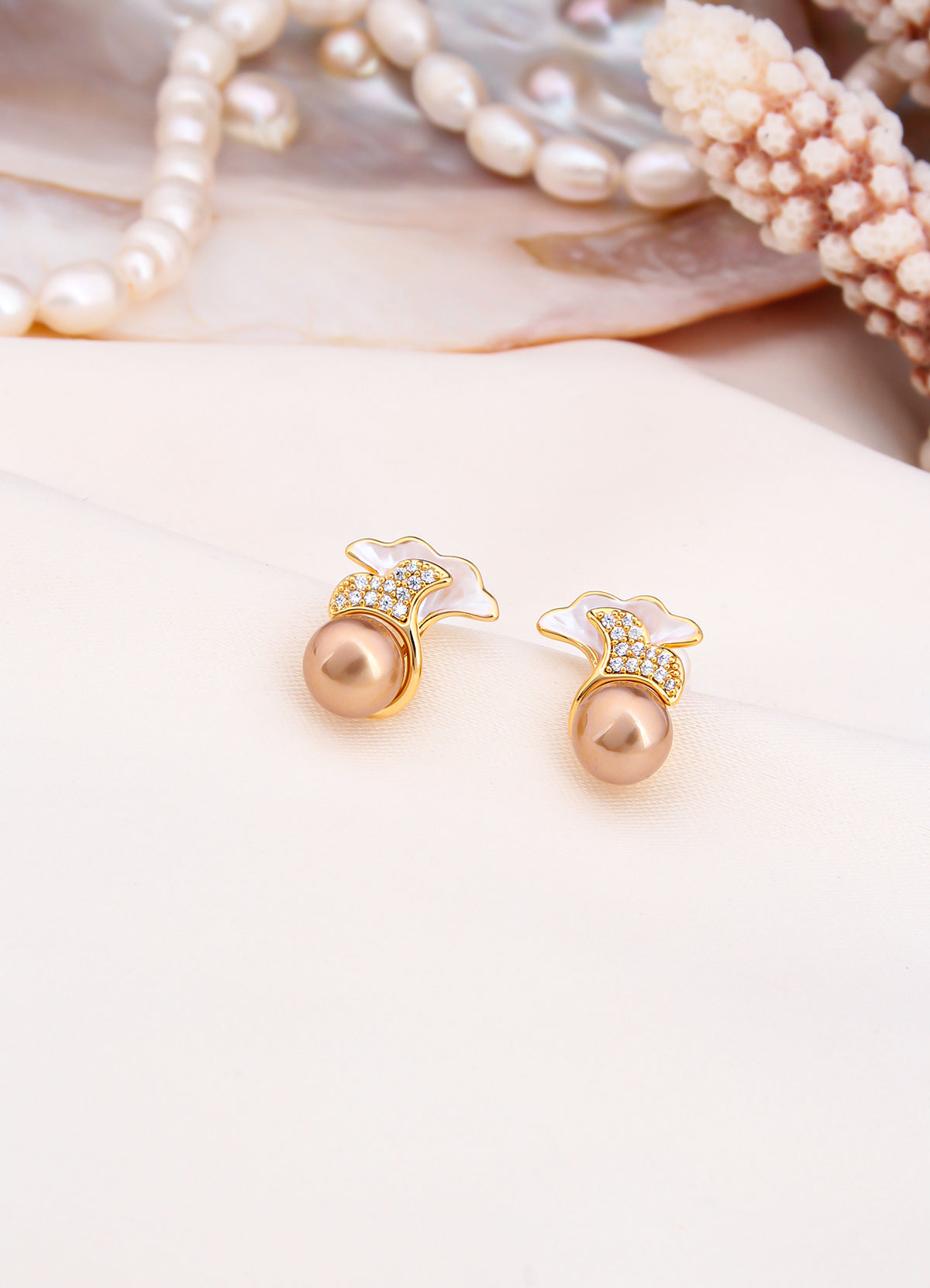 Pearl Earring