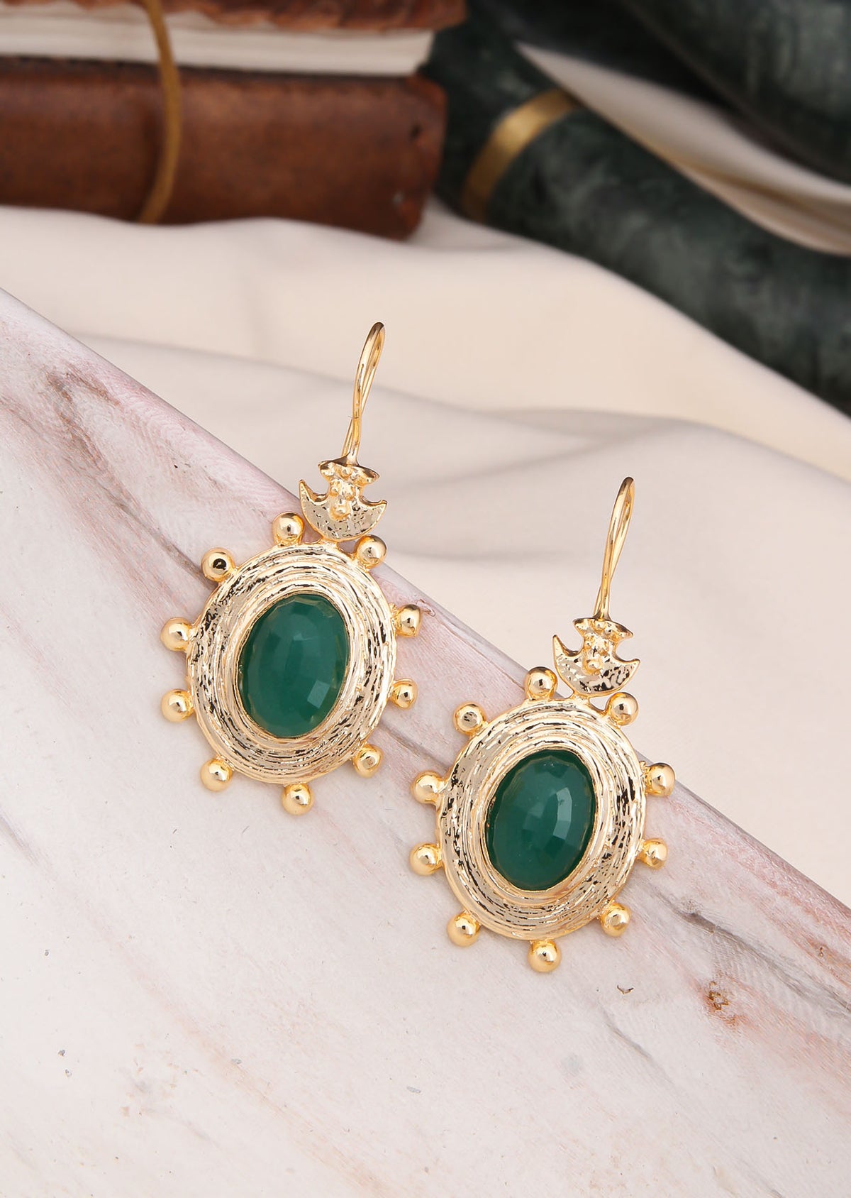 Cat Eyes Earring