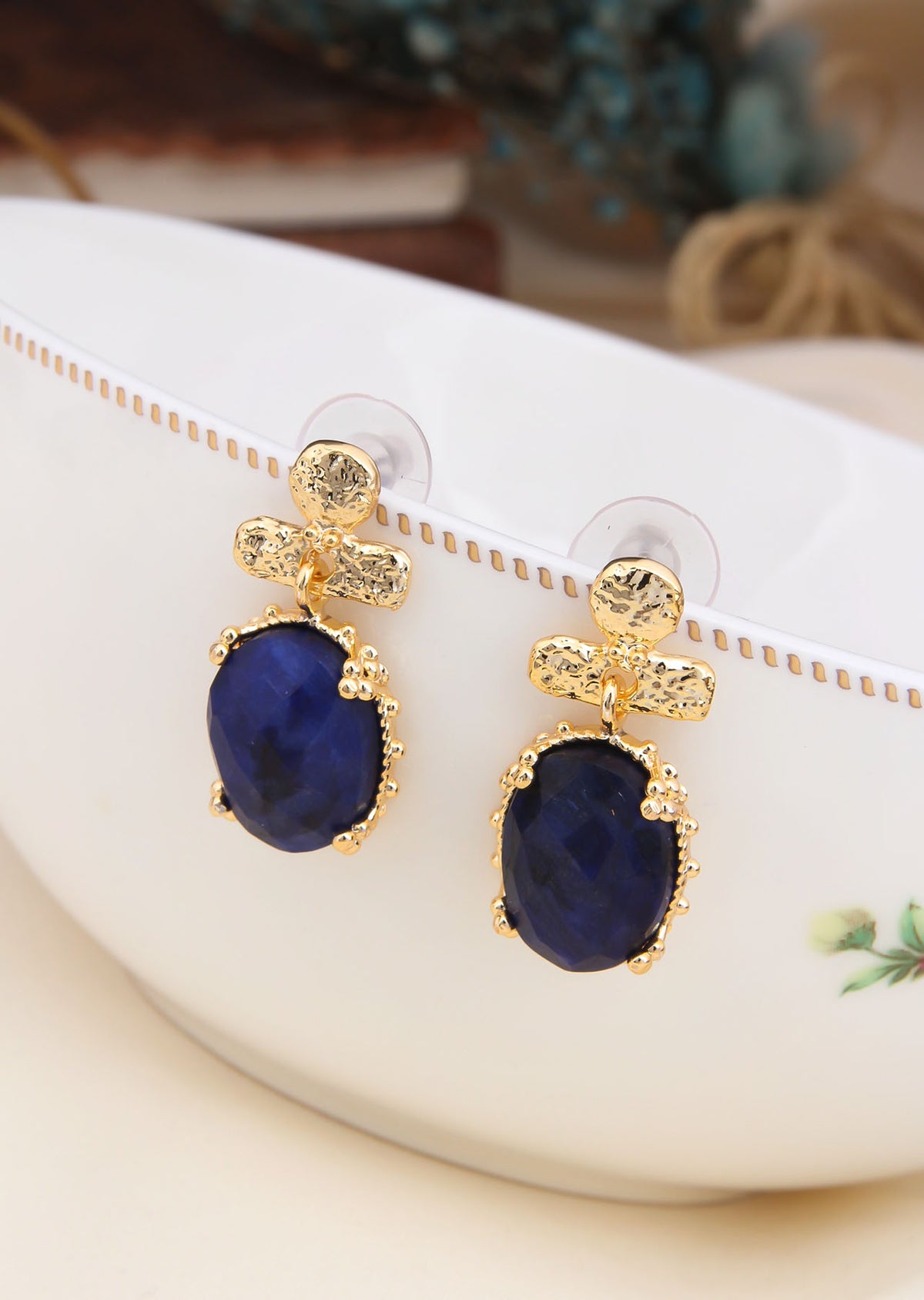Saphire Earring