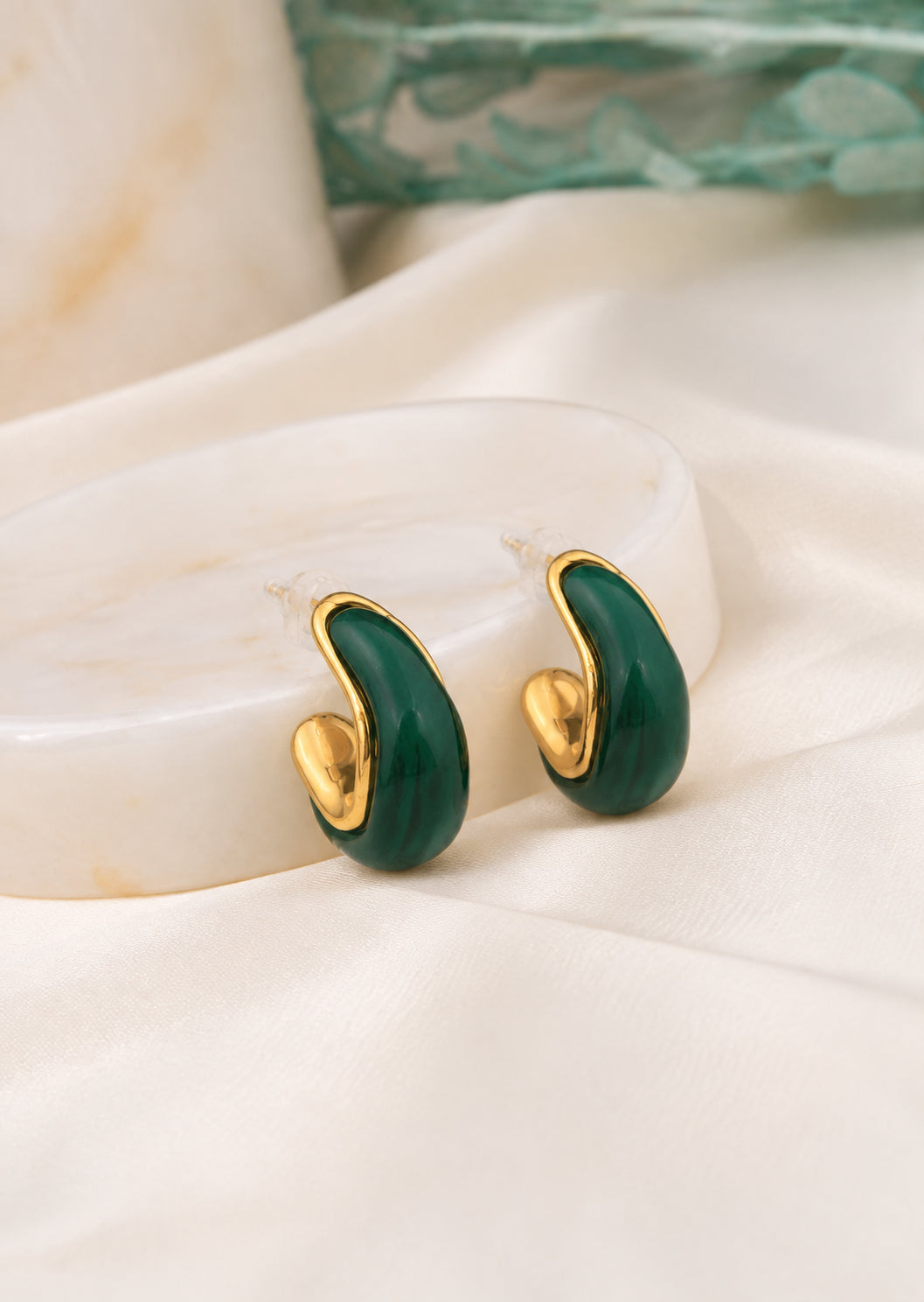 No Stone Earring