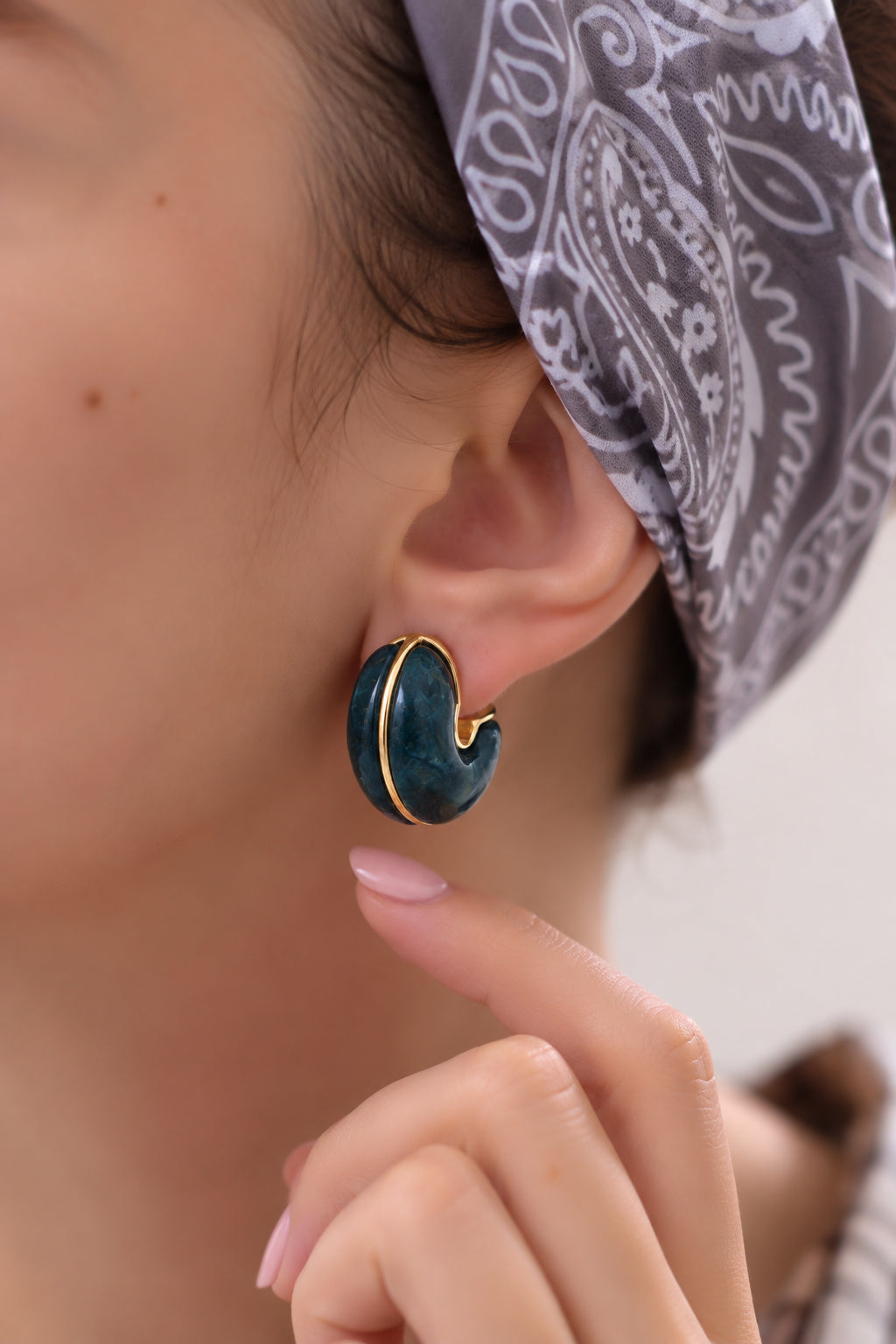 No Stone Earring