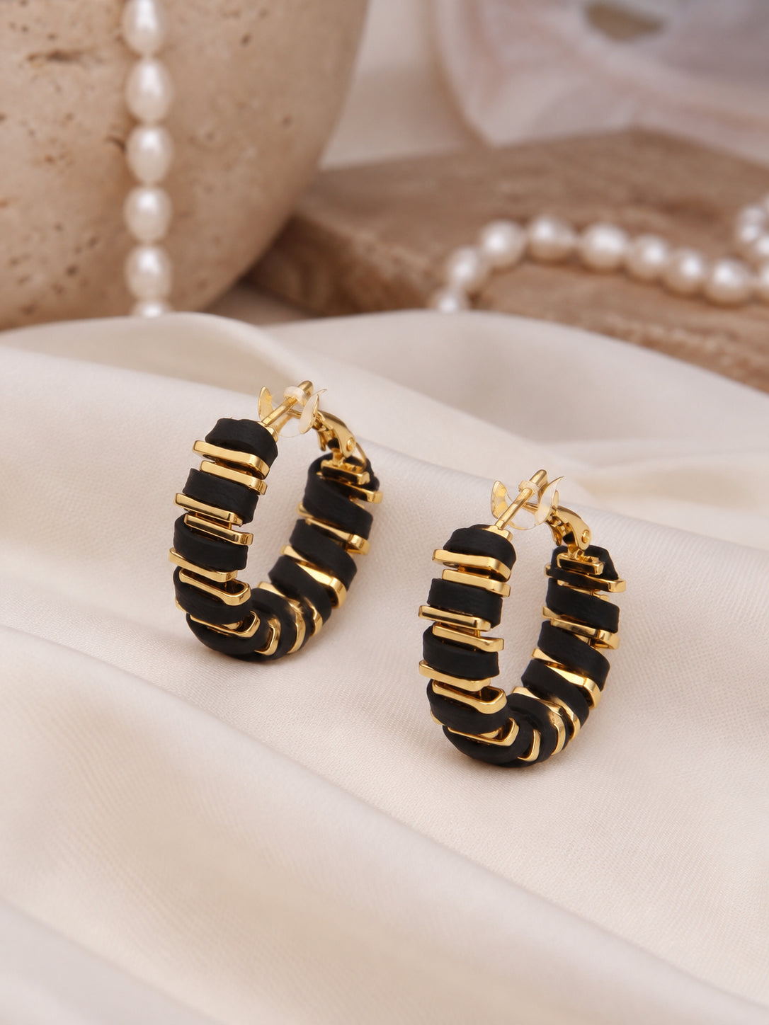 No Stone Earring