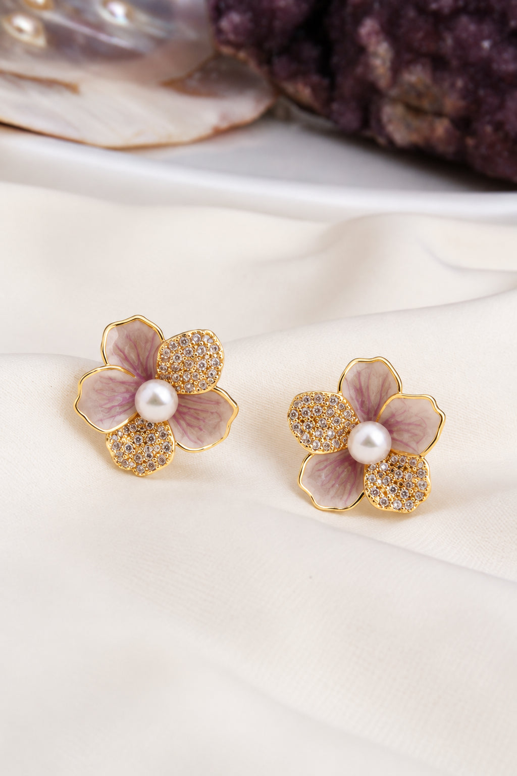 Pearl & Zircon Earring