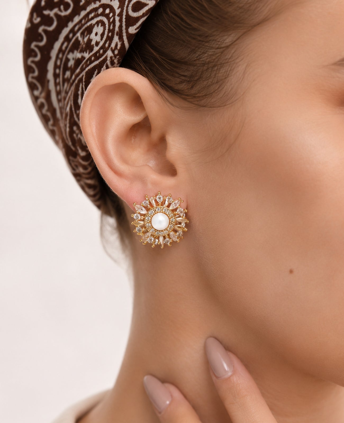 Pearl & Zircon Earring