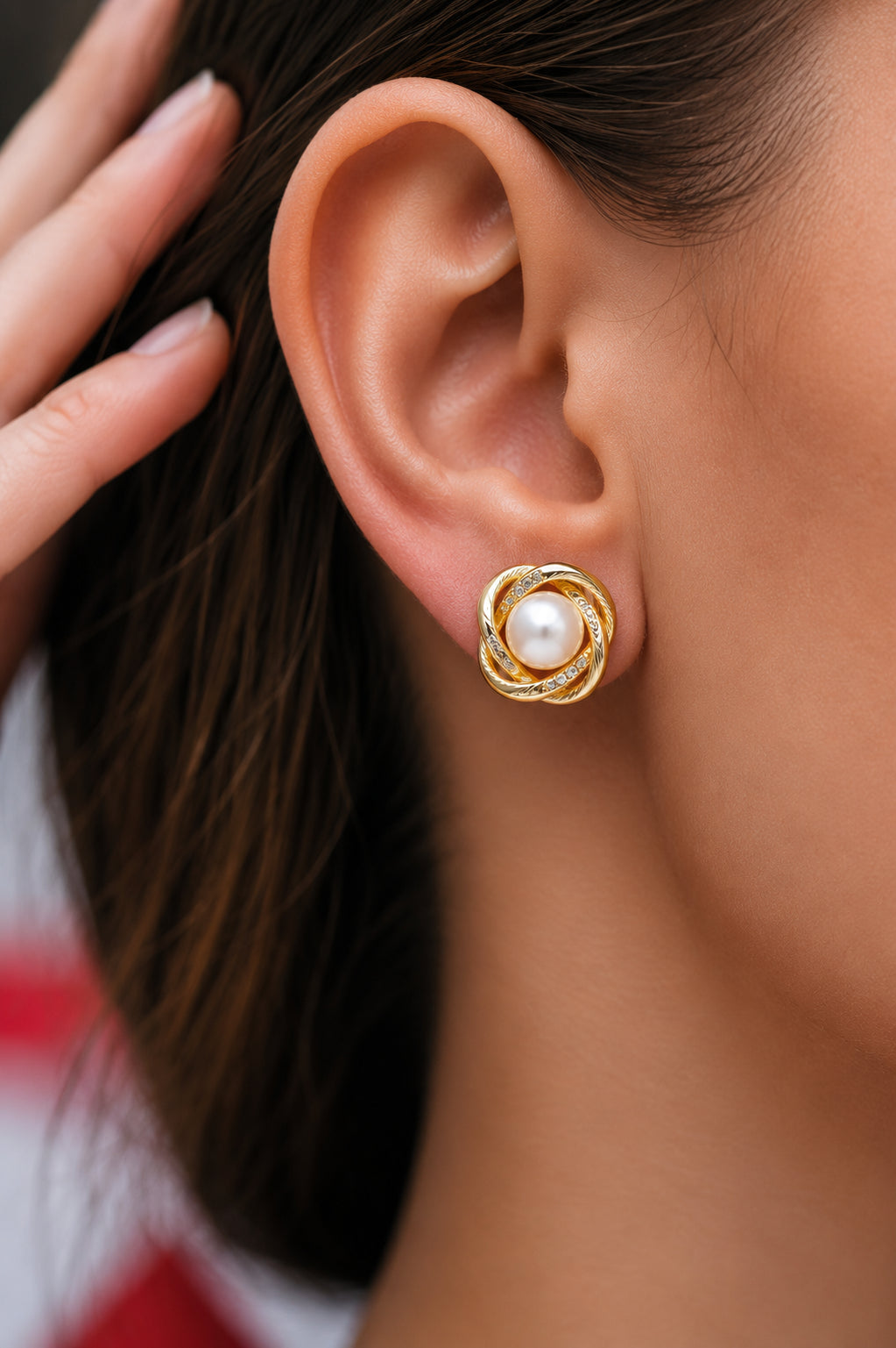 Pearl Earring