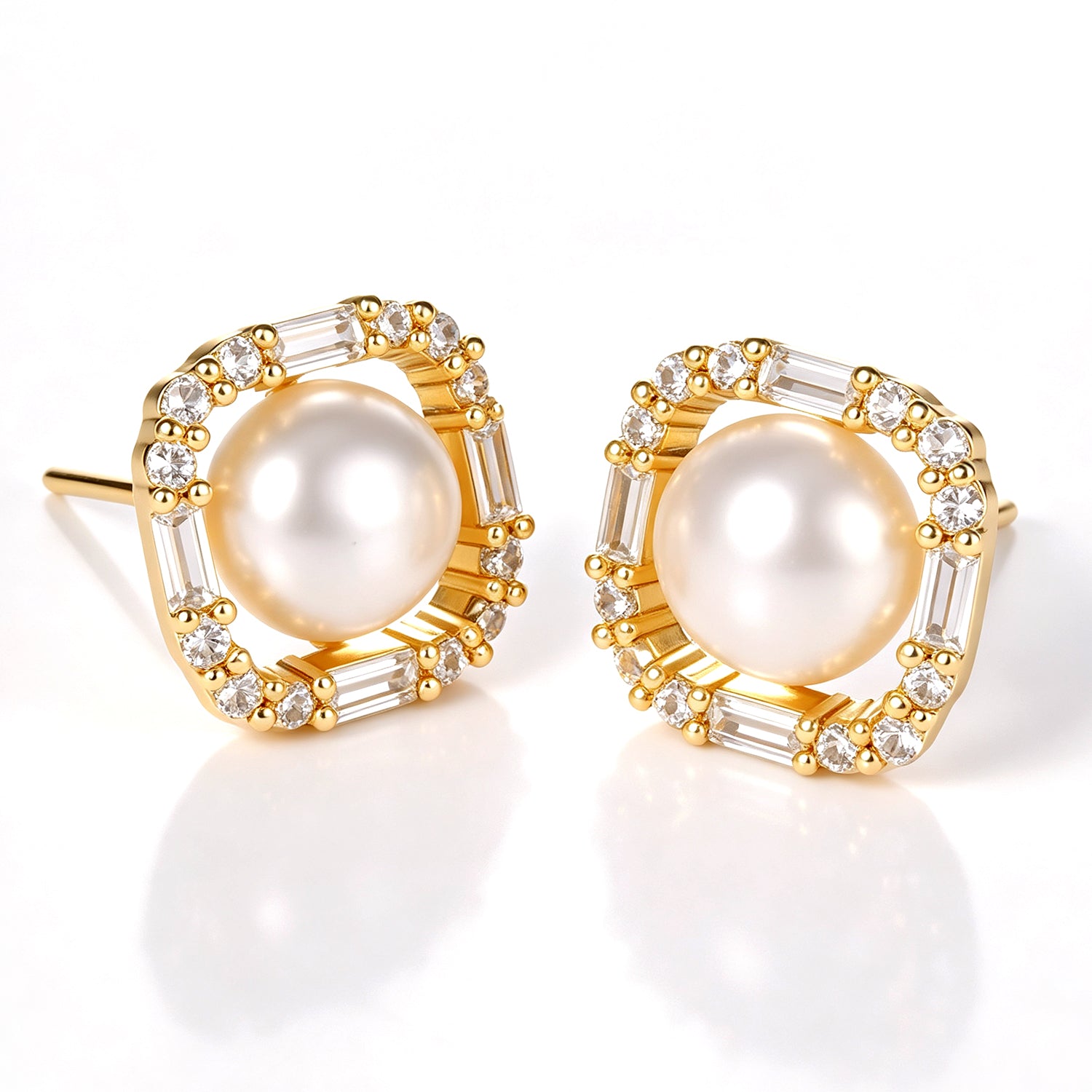 Zircon & Pearl Earring
