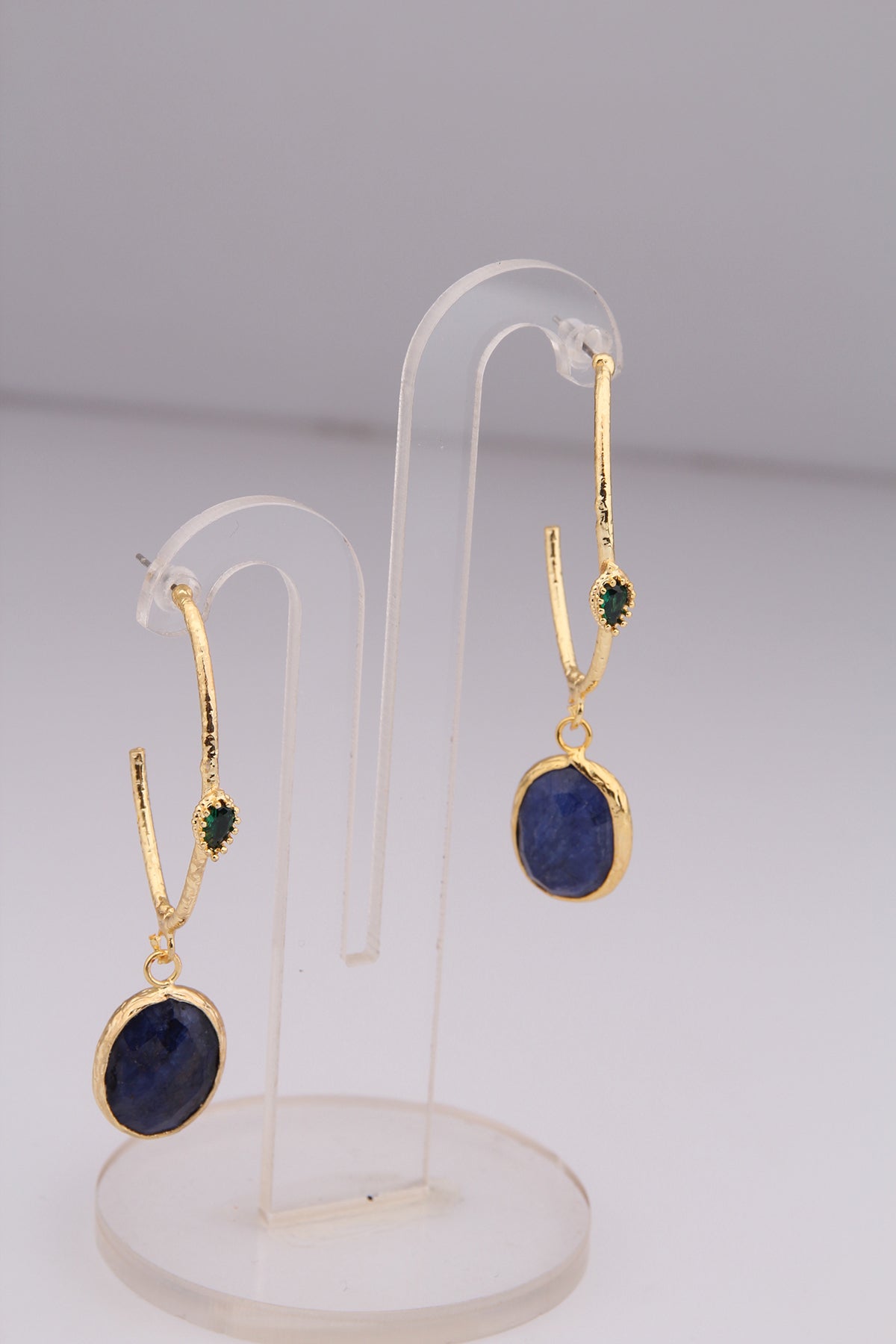 Root Saphire & Zircon Earring