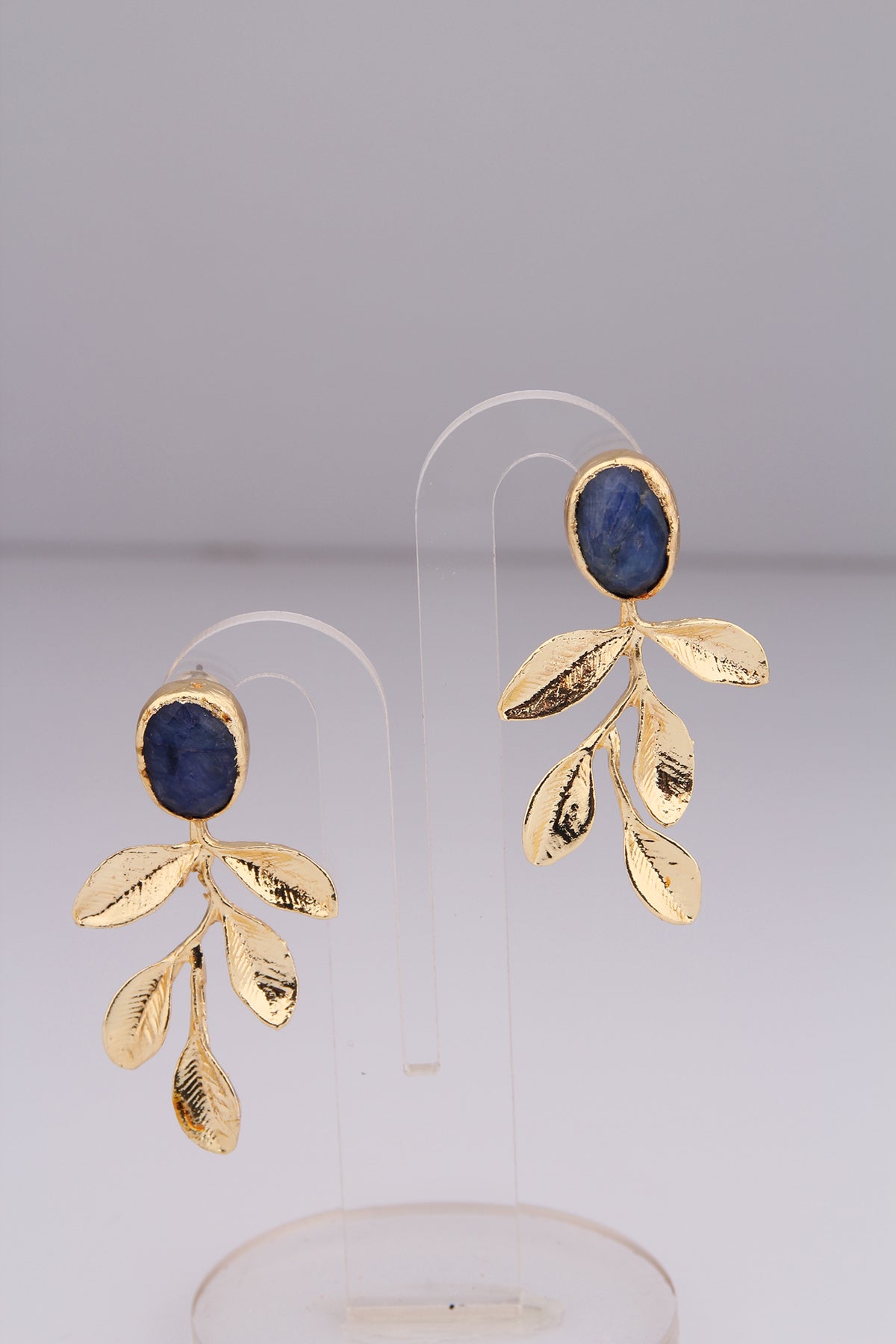 Root Saphire Earring