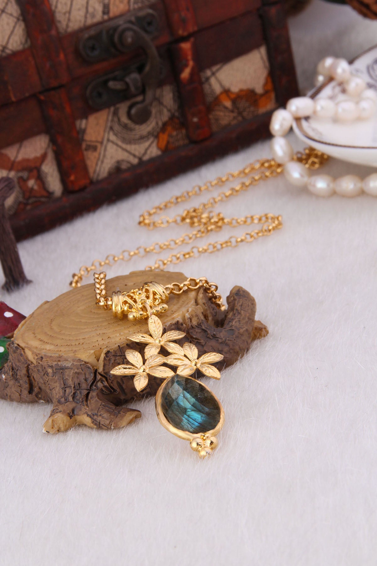 Necklace