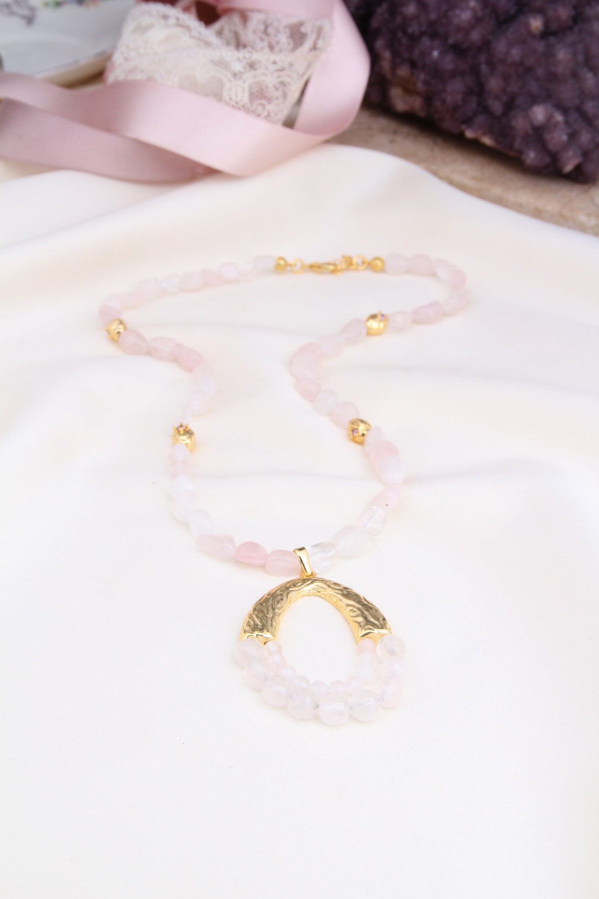 Pink Quartz Collier