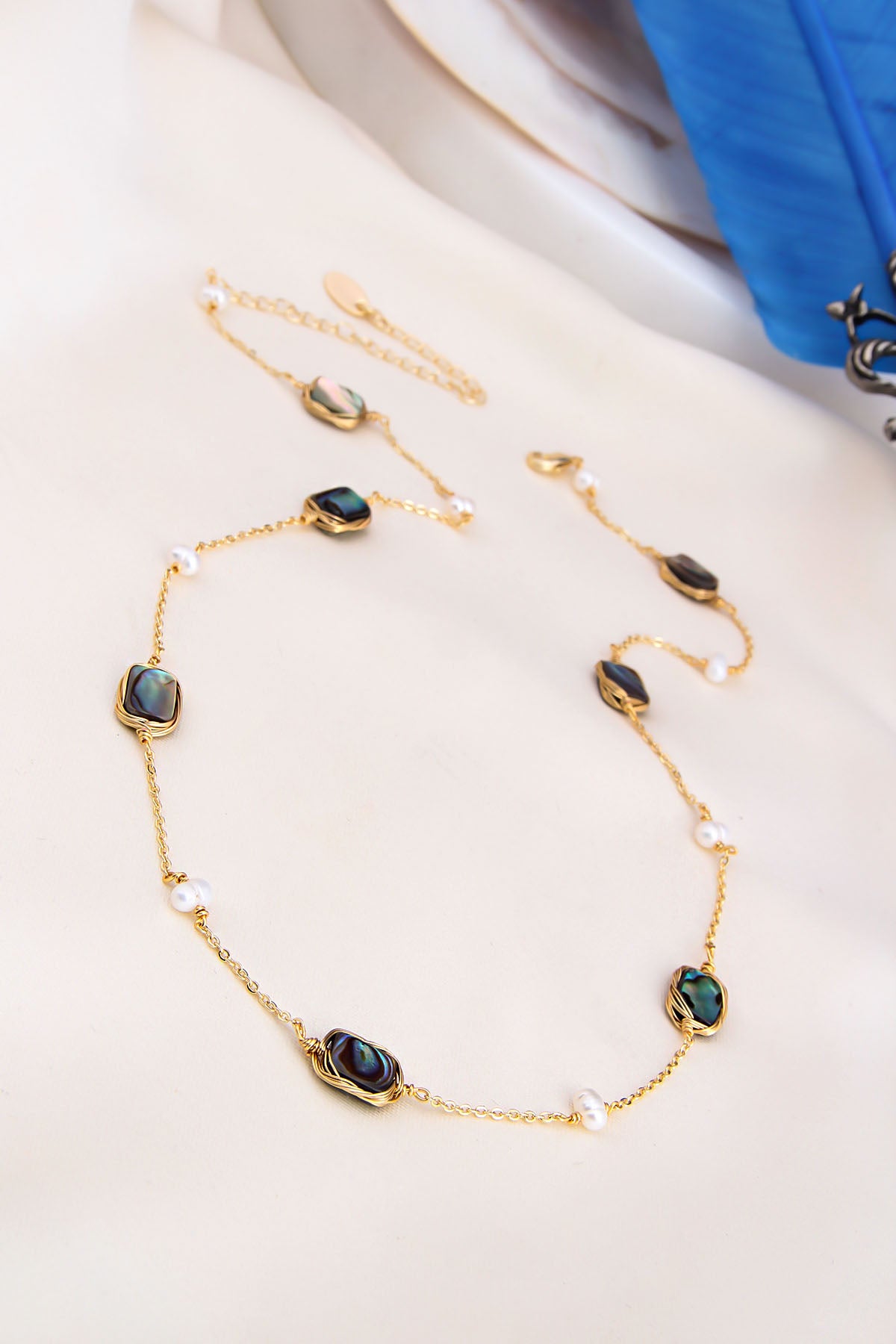 Ocean Nacre & Pearl Necklace