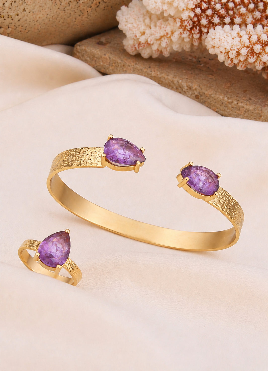Zircon Set