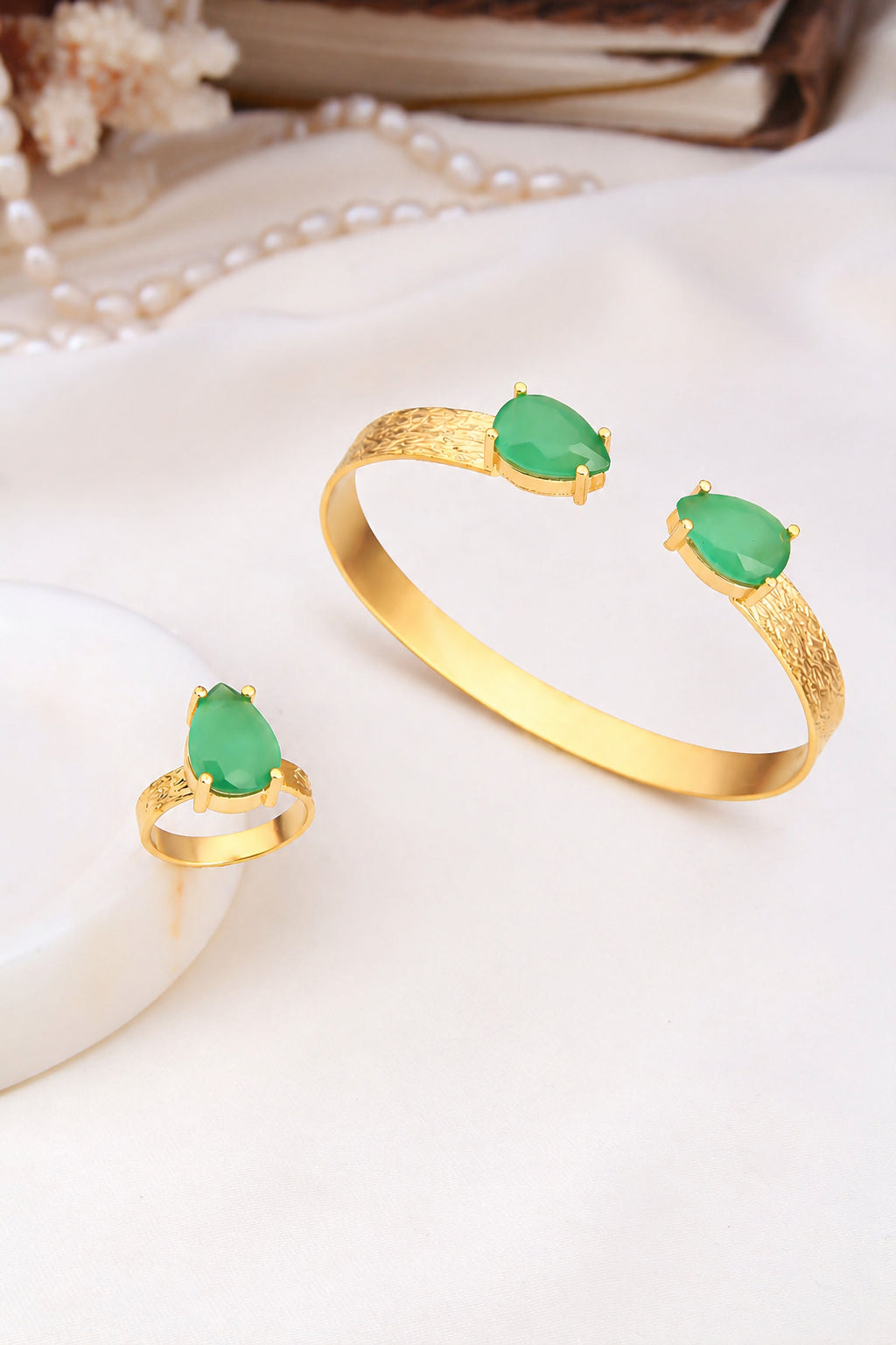 Zircon Set