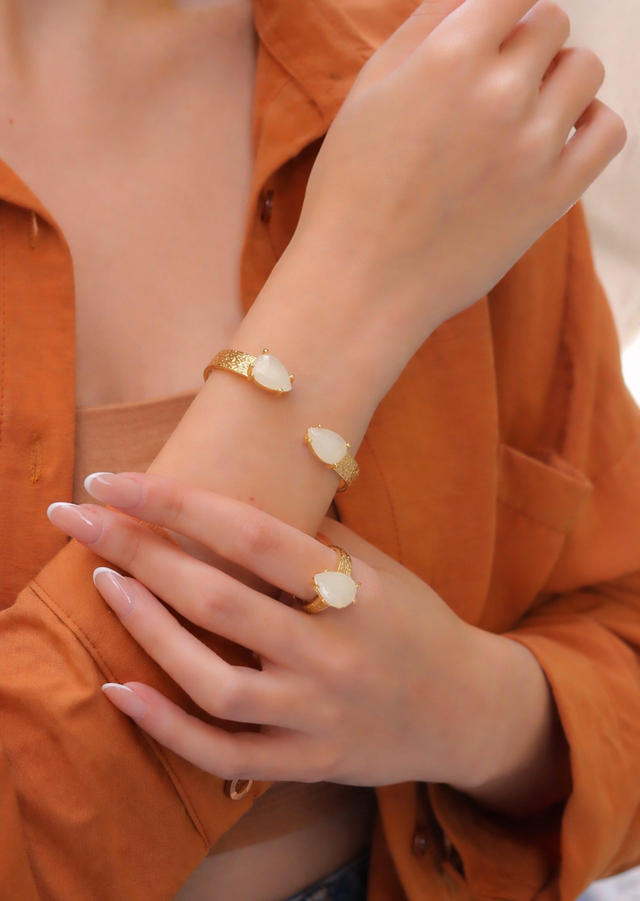 Zircon Set