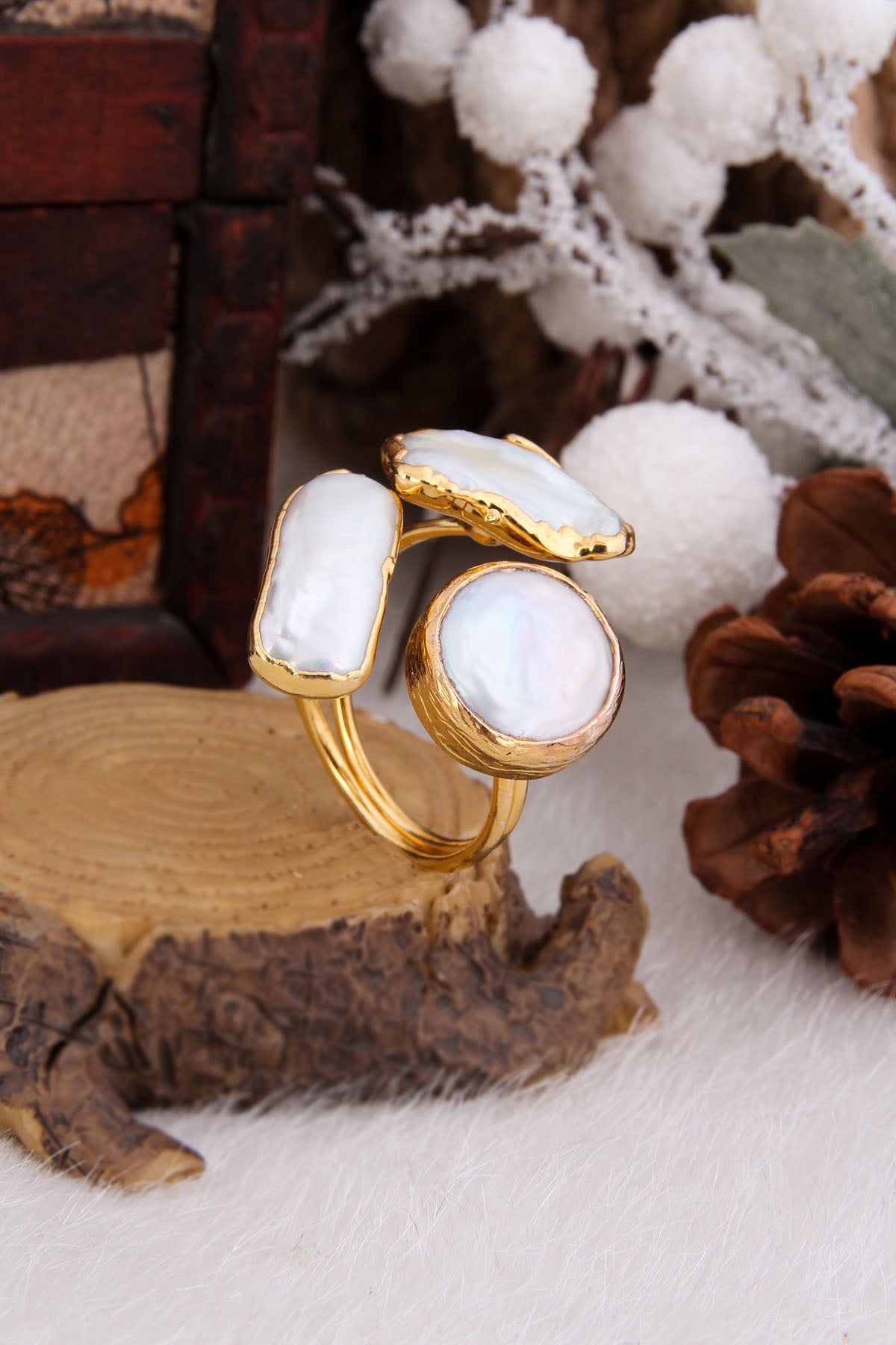 Pearl Ring