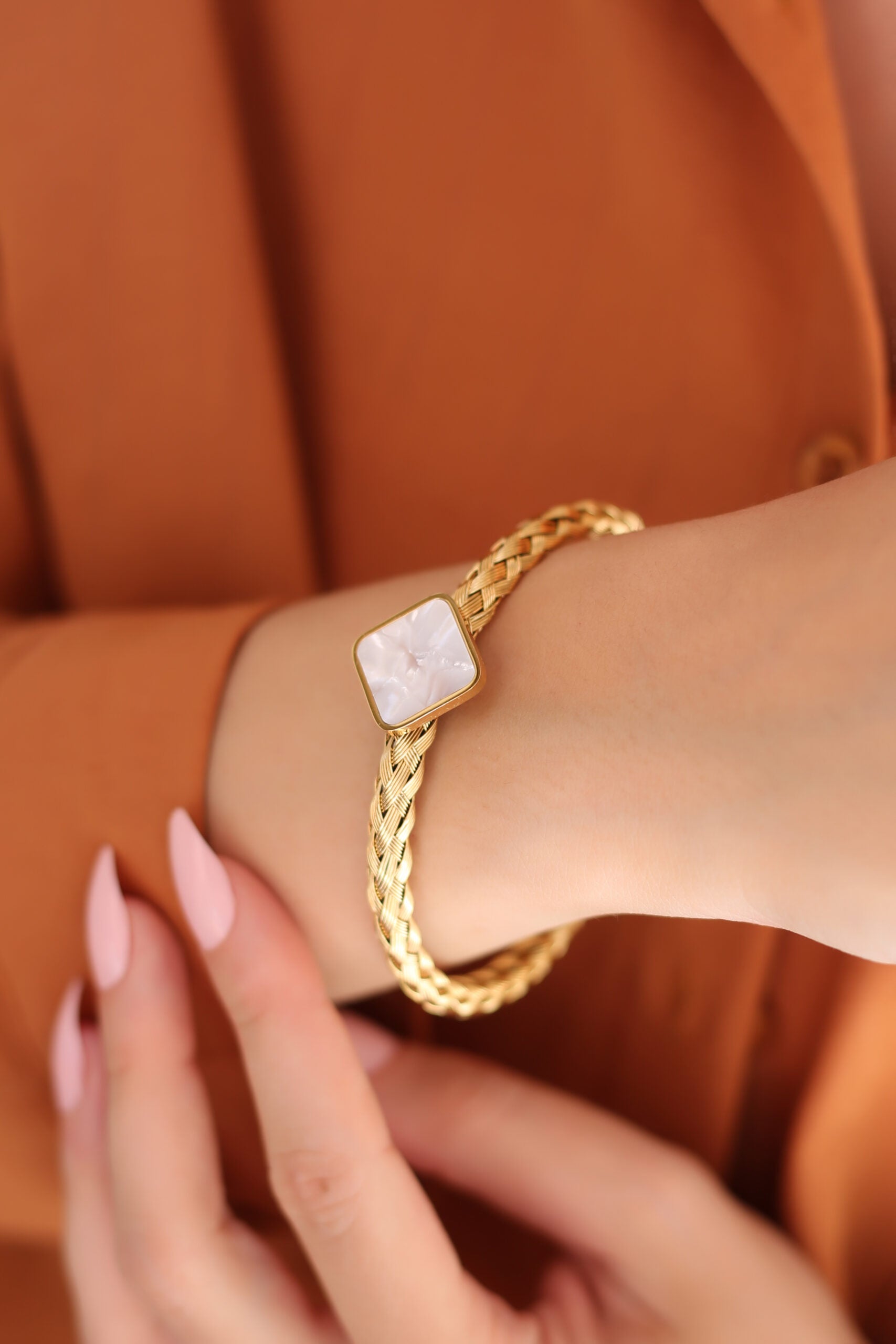 Nacre Bracelet