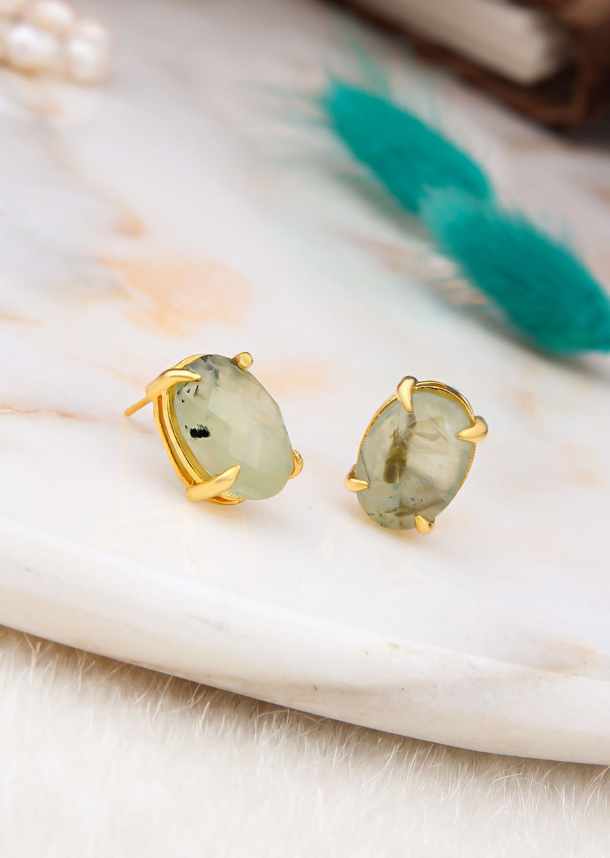 Orecchini di prenite