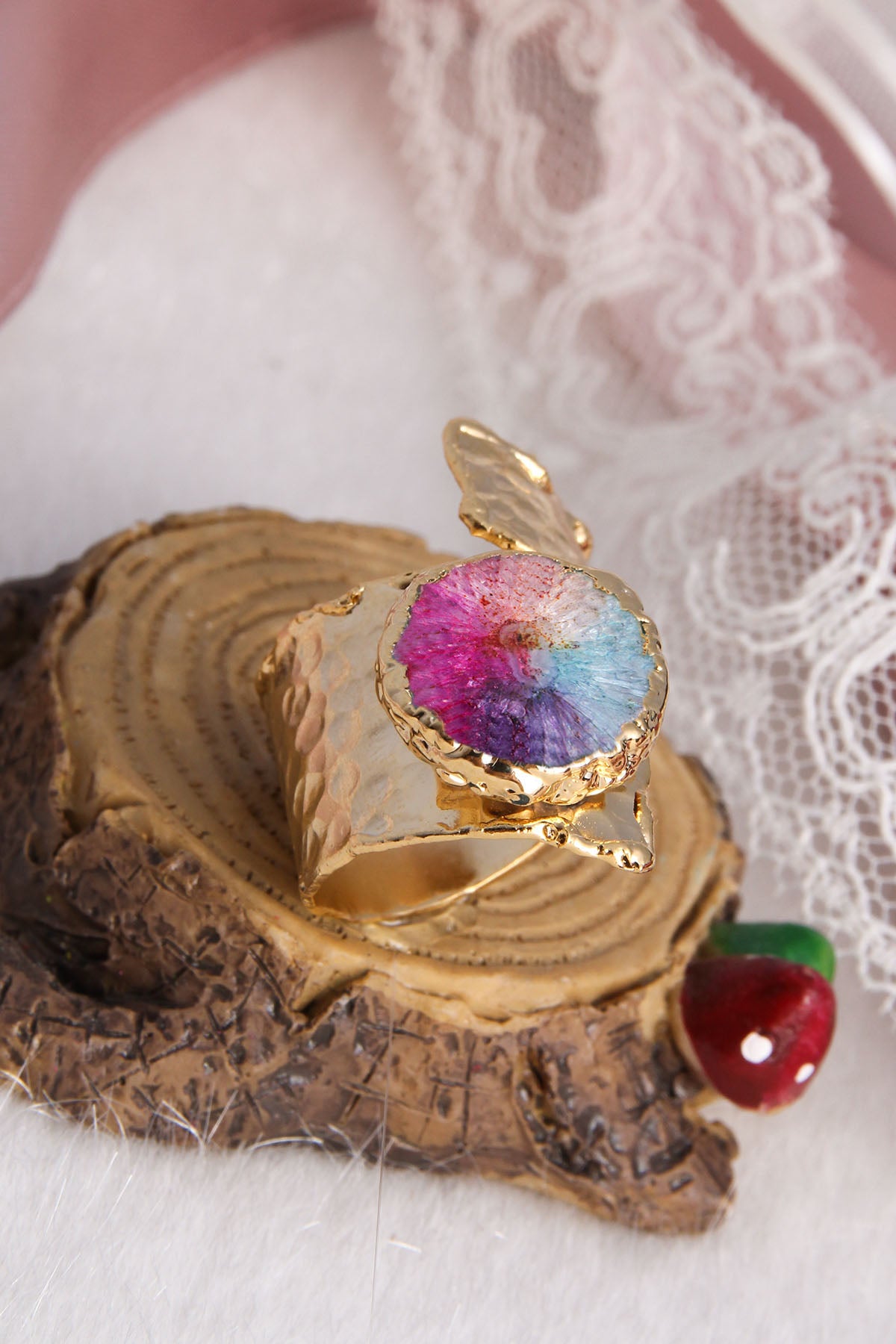 Quartz Ring